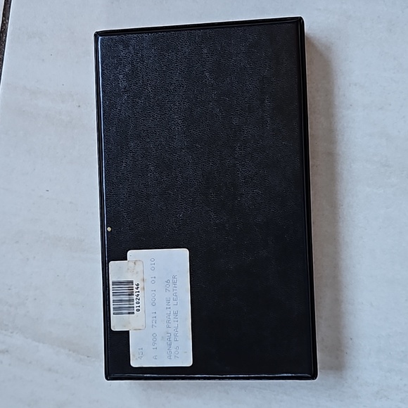 CHANEL Quilted Leather Bifold Wallet w/Box + Card - Picture 13 of 14